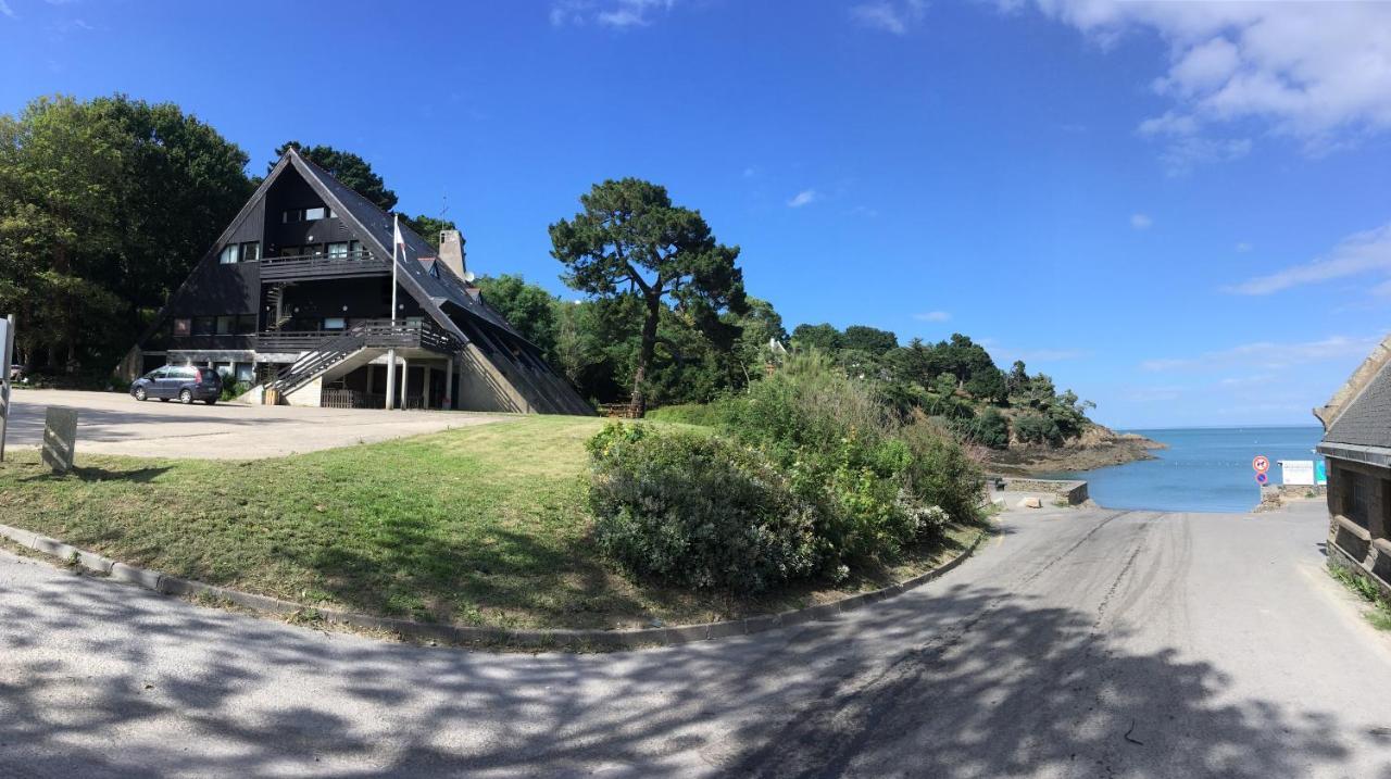 Auberge De Jeunesse Hi Cancale Exterior photo